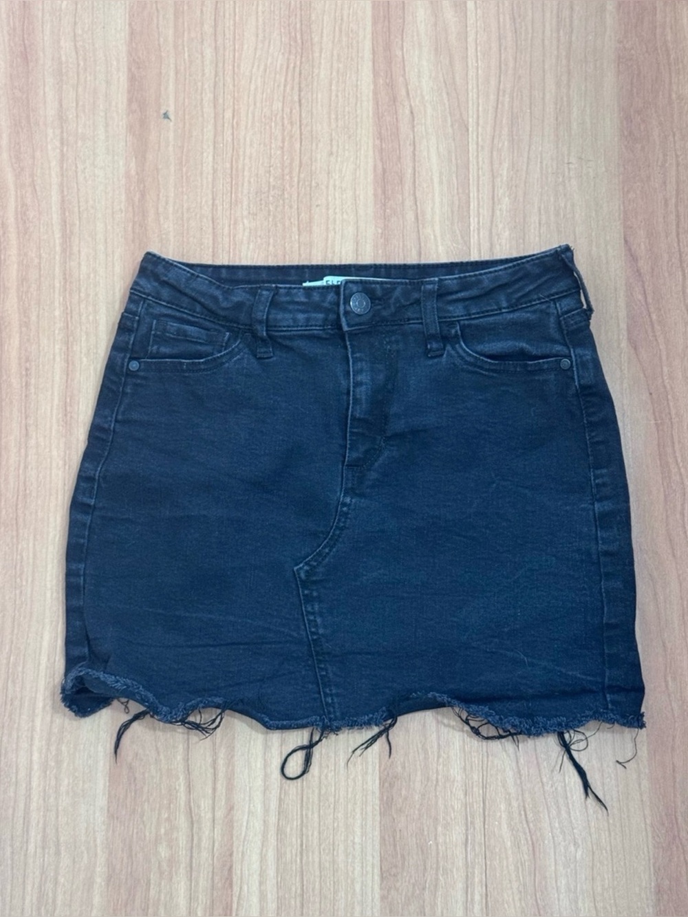 Celebrity Pink Black Denim Frayed Hem Mini Skirt Size 1 25